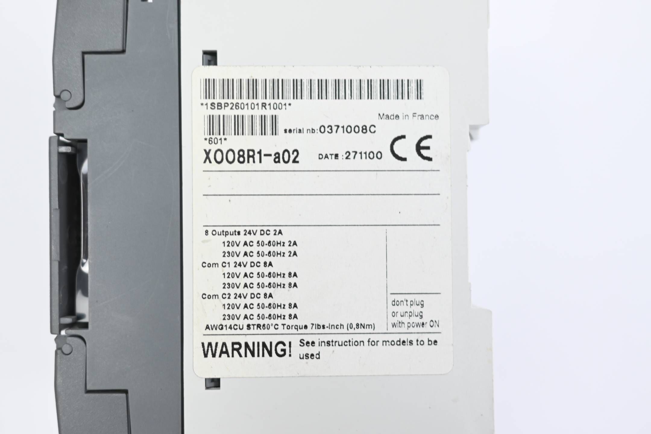 ABB Extension 8 Relay Outputs 2A XOO8R1-a02 ( 1SBP260101R1001 )
