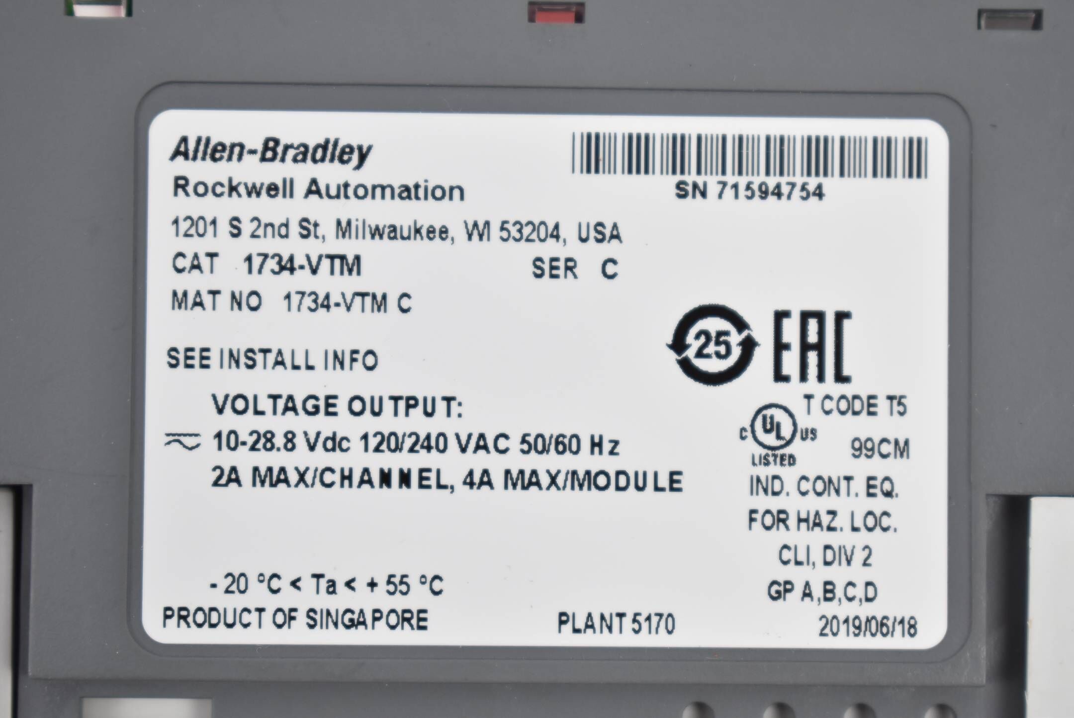 Allen-Bradley POINT I/O Terminal Base 1734-TOPS + Voltage Modul 1734-VTM