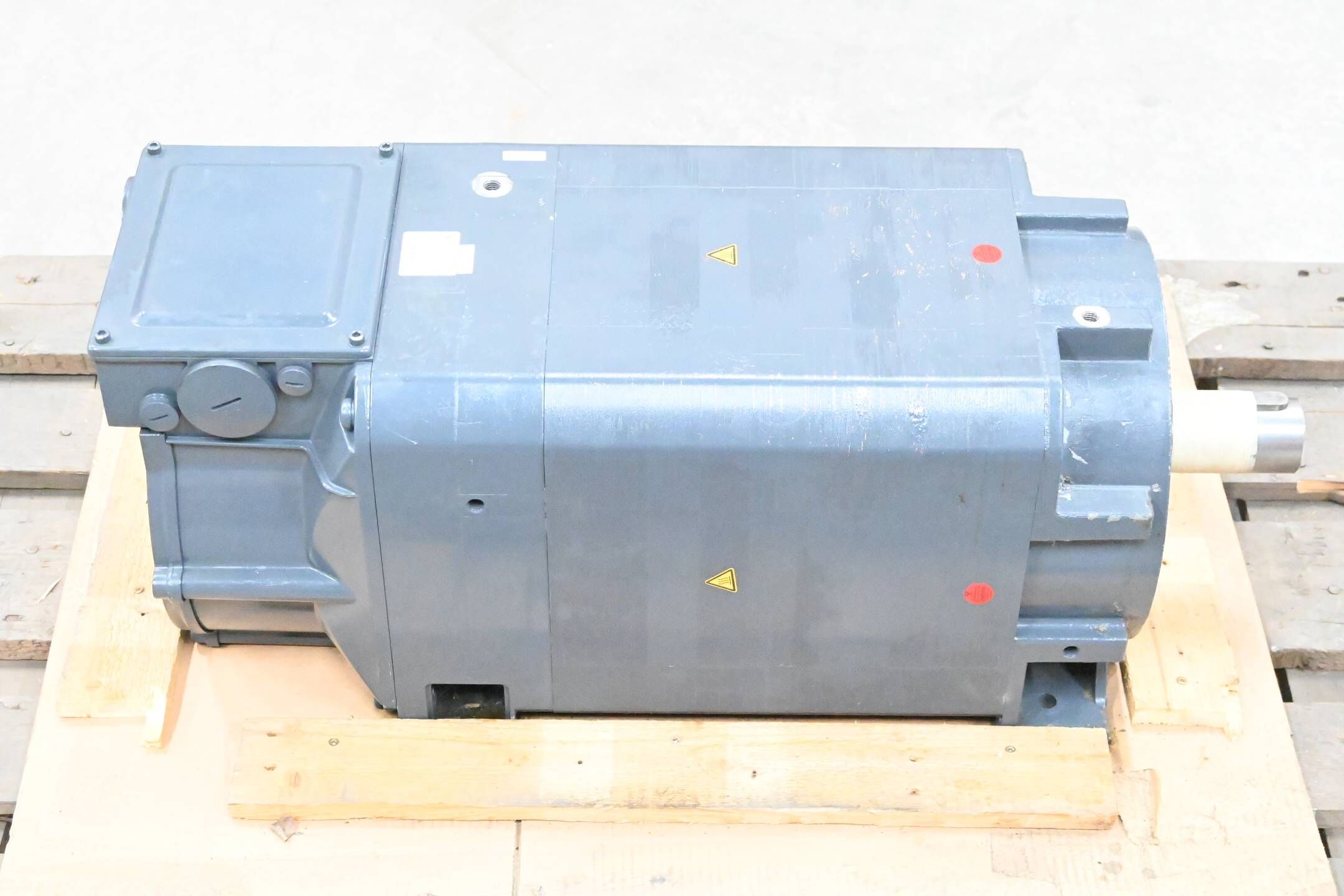 Siemens Kompakt-Asynchronmotor 1PH7167-2ND00-0CC0 ( 1PH7 167-2ND00-0CC0 )