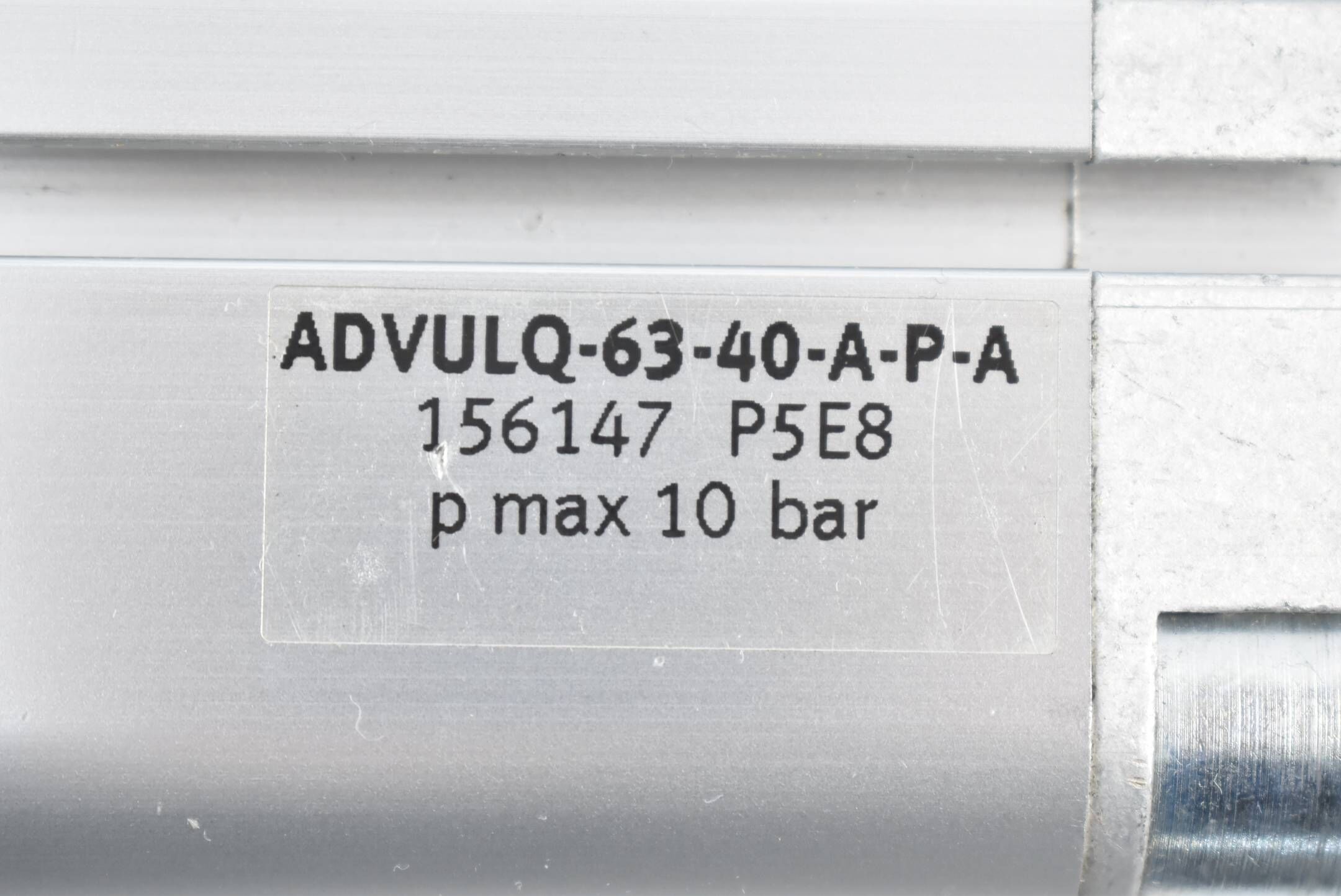 Festo Kompaktzylinder ADVULQ-63-40-A-P-A ( 156147 ) 10 bar