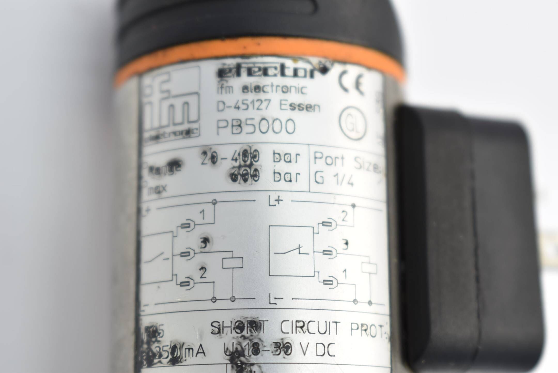 Ifm Drucksensor mit LED-Balkenanzeige IFM PB5000