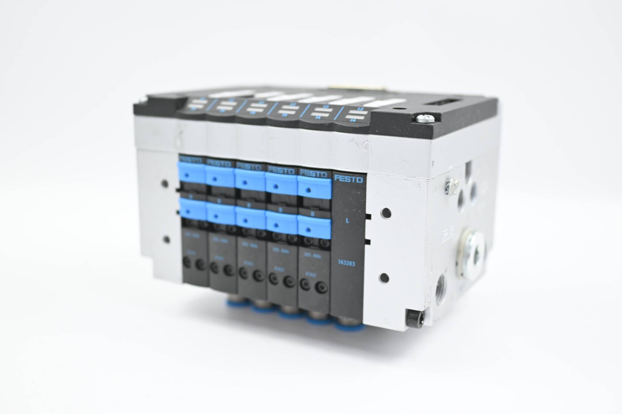 Festo Ventilinsel CPV18-VI 18220 + 18208 + 5x 185886 + 163283
