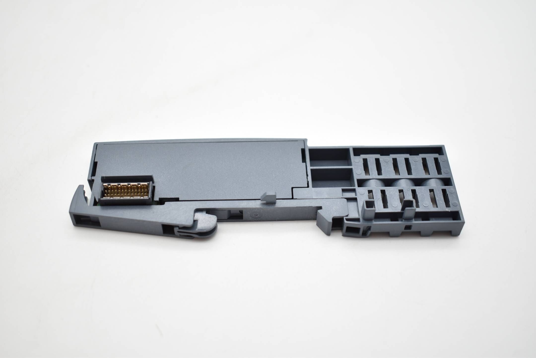 Siemens Simatic ET200SP 6ES7193-6PA00-0AA0 ( 6ES7 193-6PA00-0AA0 )