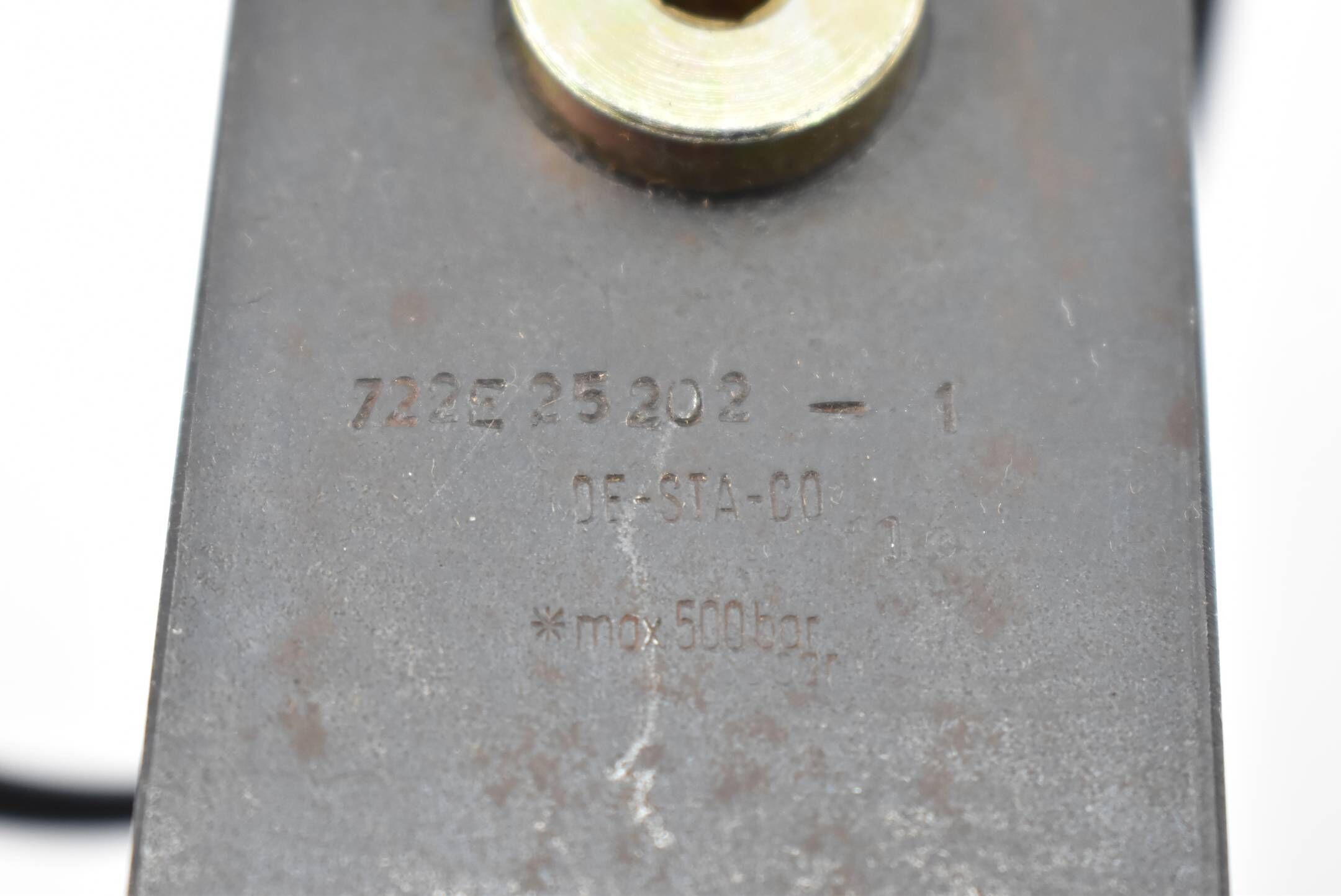 Hydraulischer Block-Zylinder 722E25202-1 ( max. 500 bar ) DE-STA-CO