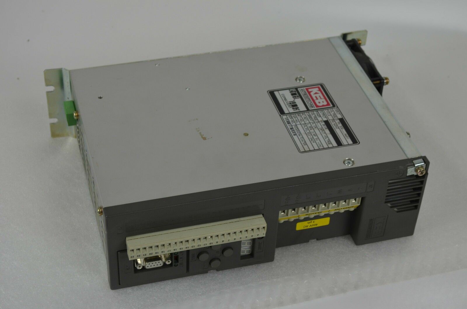 KEB Frequenzumrichter 09.F0.R11-3429 2,8 kVA