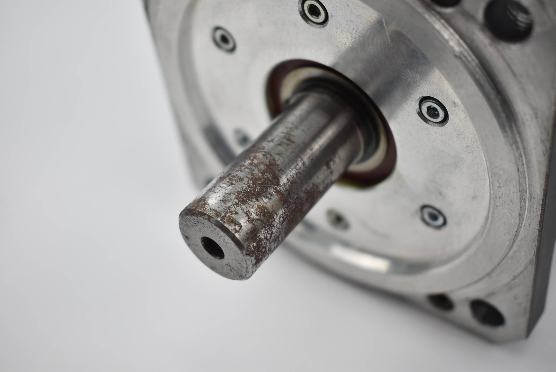 Kollmorgen Servomotor wahrscheinlich 6SM 57M-3000-G ( 2,01kW 3000U/min. )