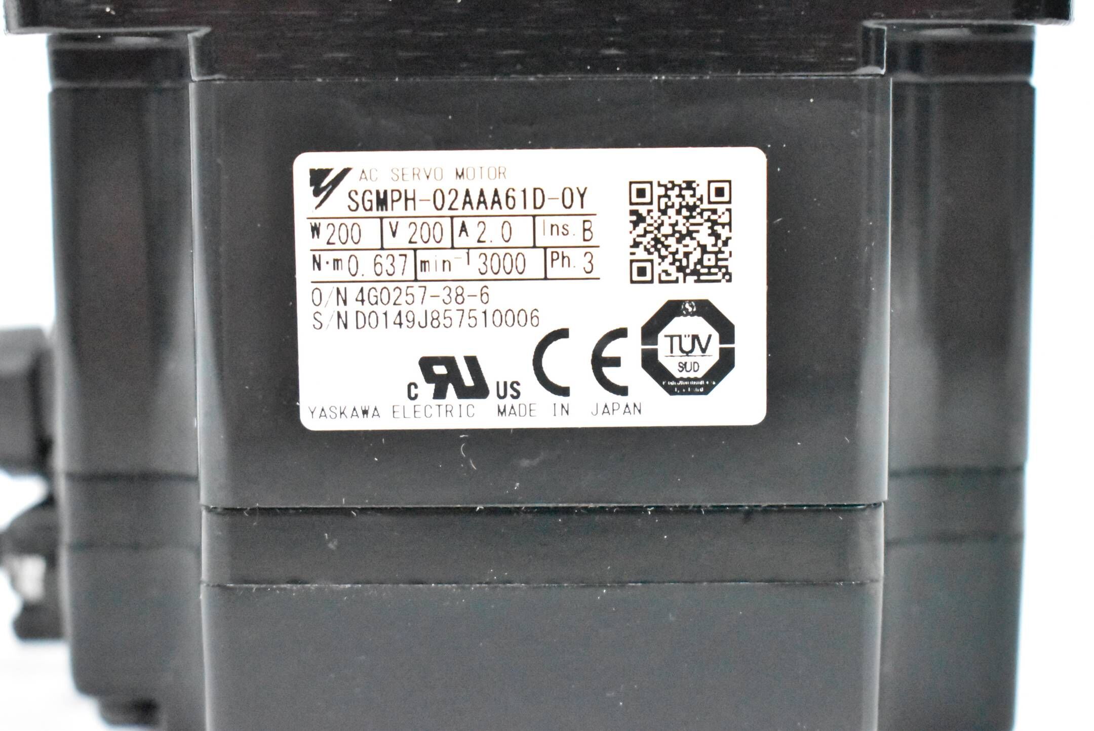 Yaskawa AC Servo Motor SGMPH-02AAA61D-0Y ( SGMPH02AAA61D0Y )