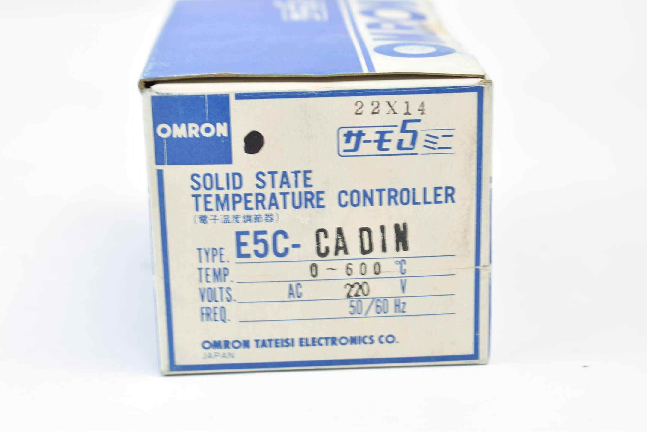Omron Temperature Controller E5C-CADIN 0-600°C 220 VAC