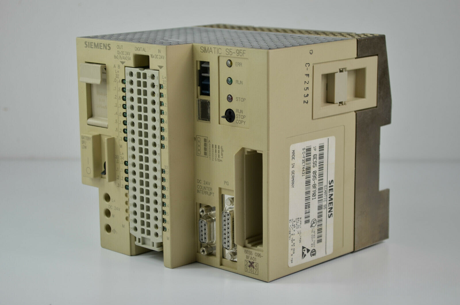 Siemens simatic S5 095F 6ES5095-8FA01 ( 6ES5 095-8FA01 )