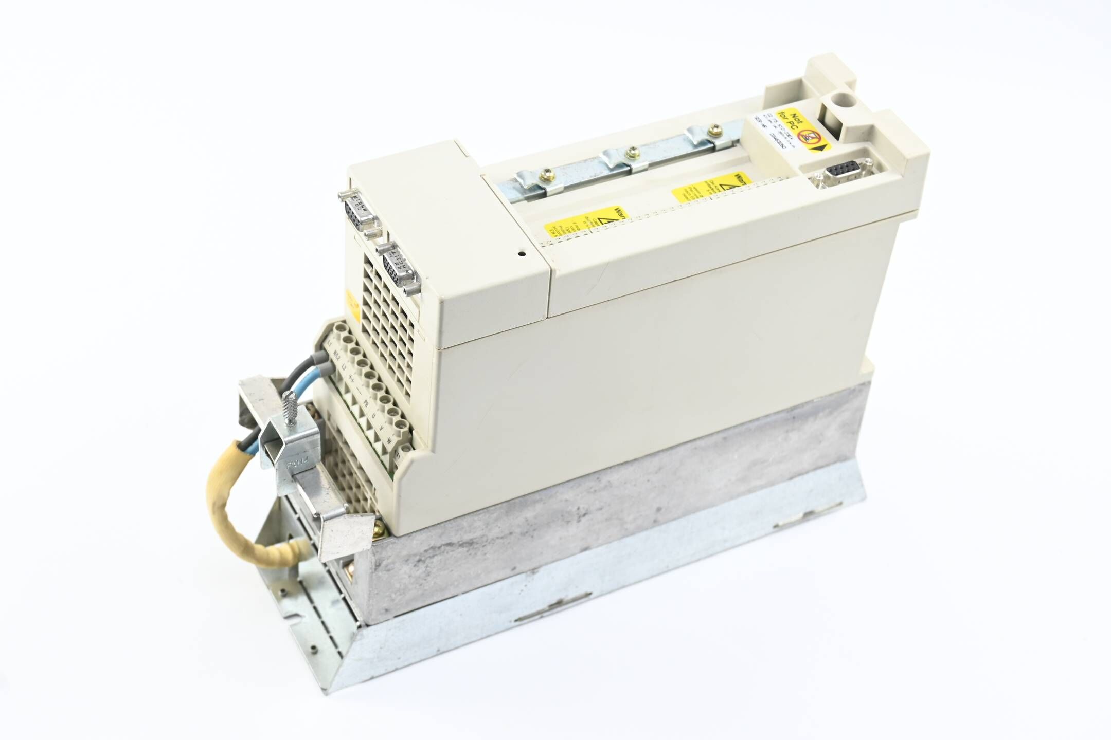 KEB Combivert F5 Frequenzumrichter C2.F5.S1D-23EA inkl. HV-Filter 10.E5.T60-0002