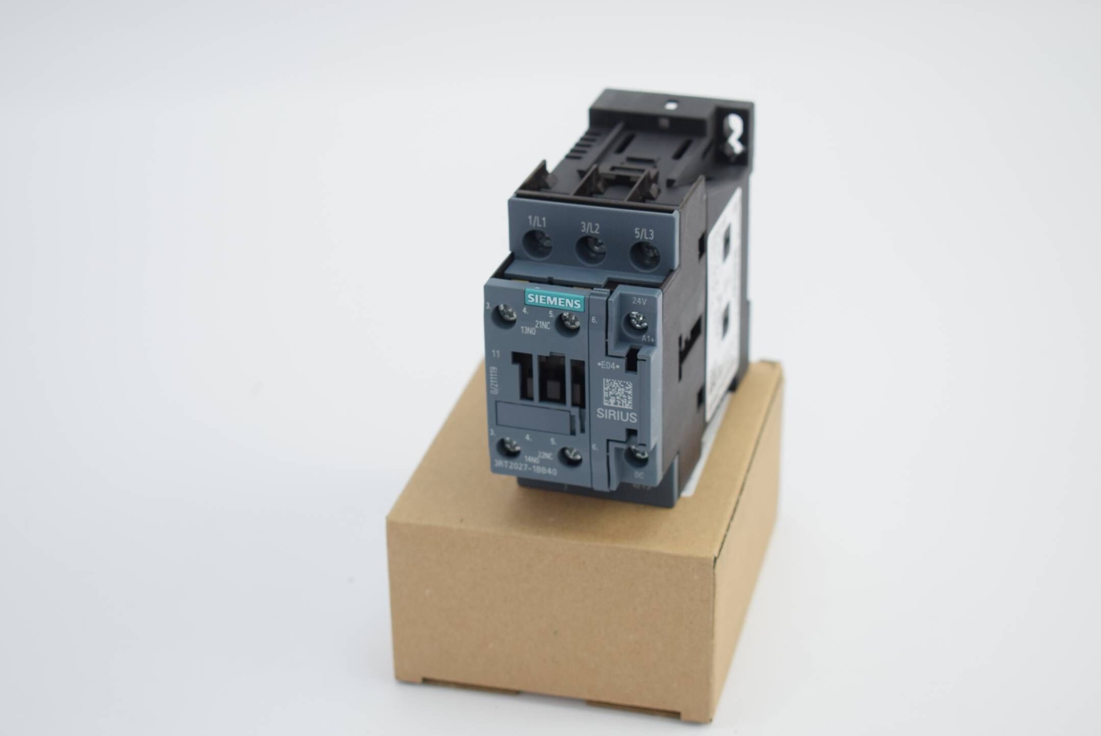 Siemens Schütz 3RT2027-1BB40 ( 3RT2 027-1BB40 ) E4