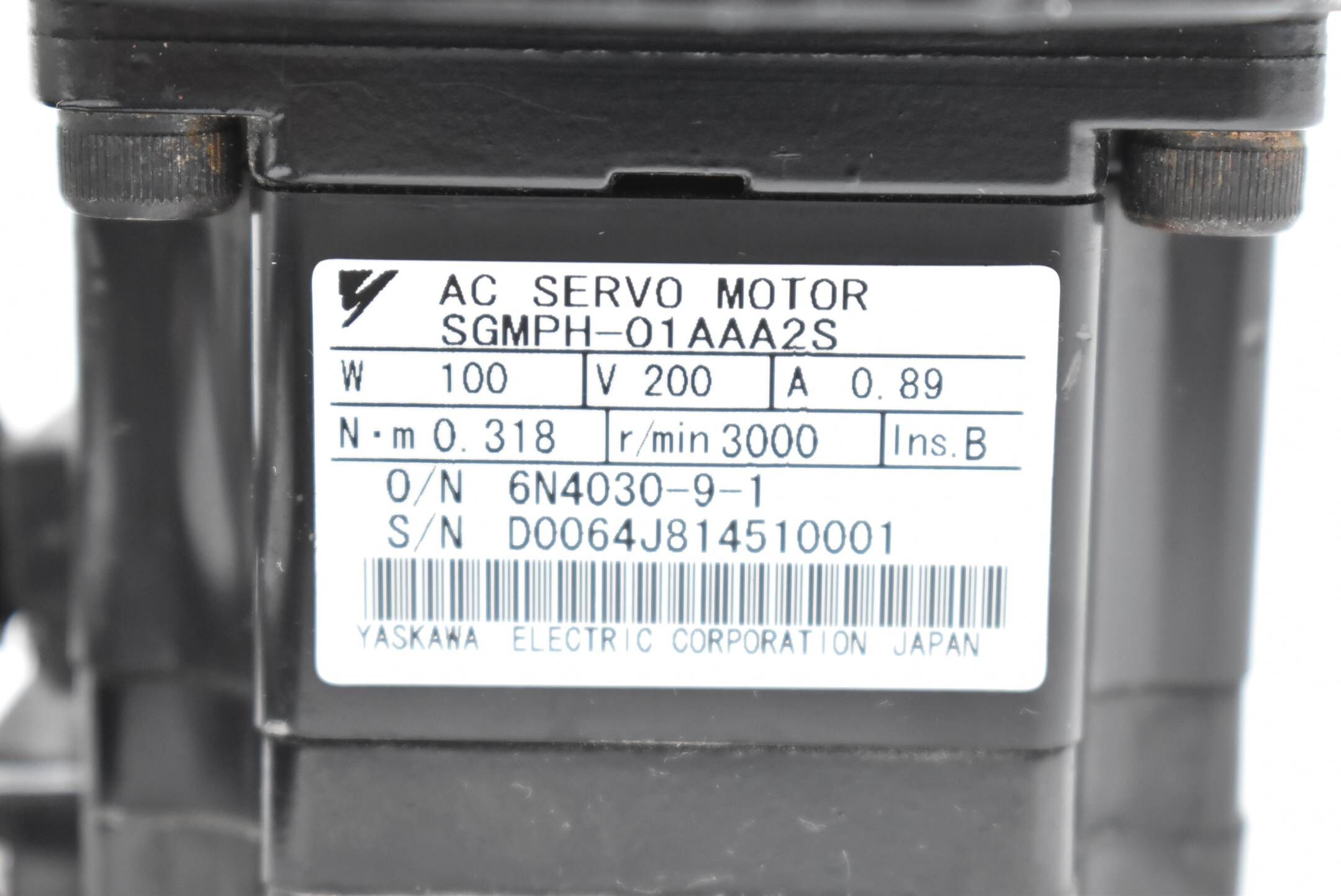 Yaskawa AC Servo Motor SGMPH-01AAA2S ( 3000rpm ) + CSF-20-100-2UM-(01)-SP