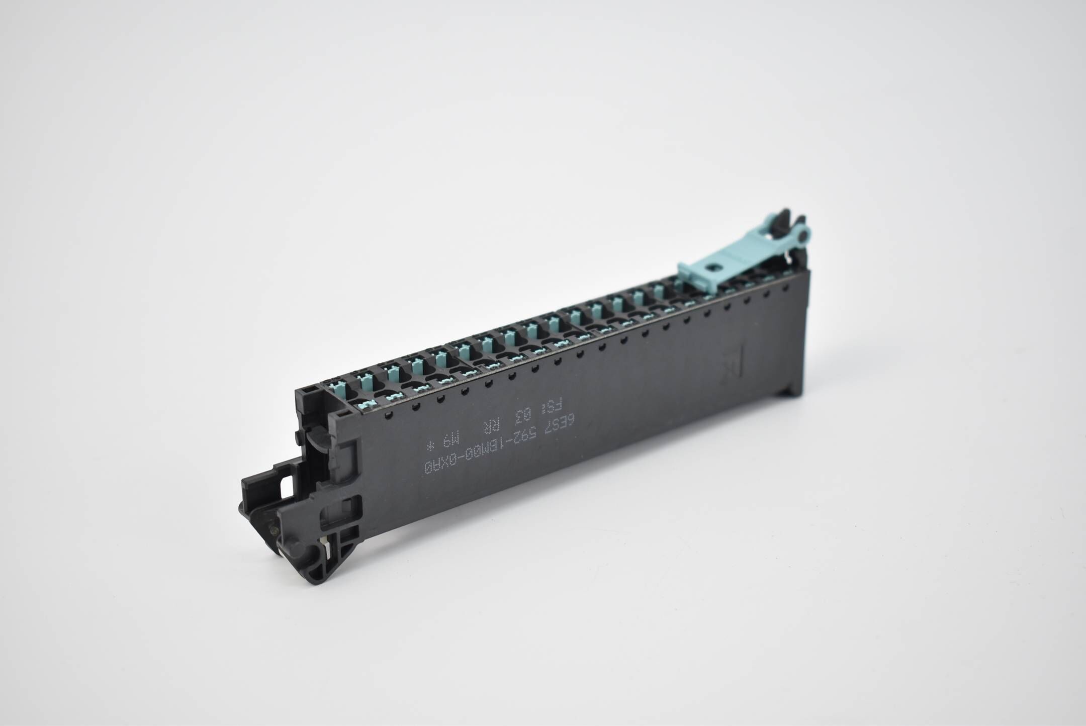 Siemens Simatic S7-1500 6ES7592-1BM00-0XA0 ( 6ES7 592-1BM00-0XA0 )