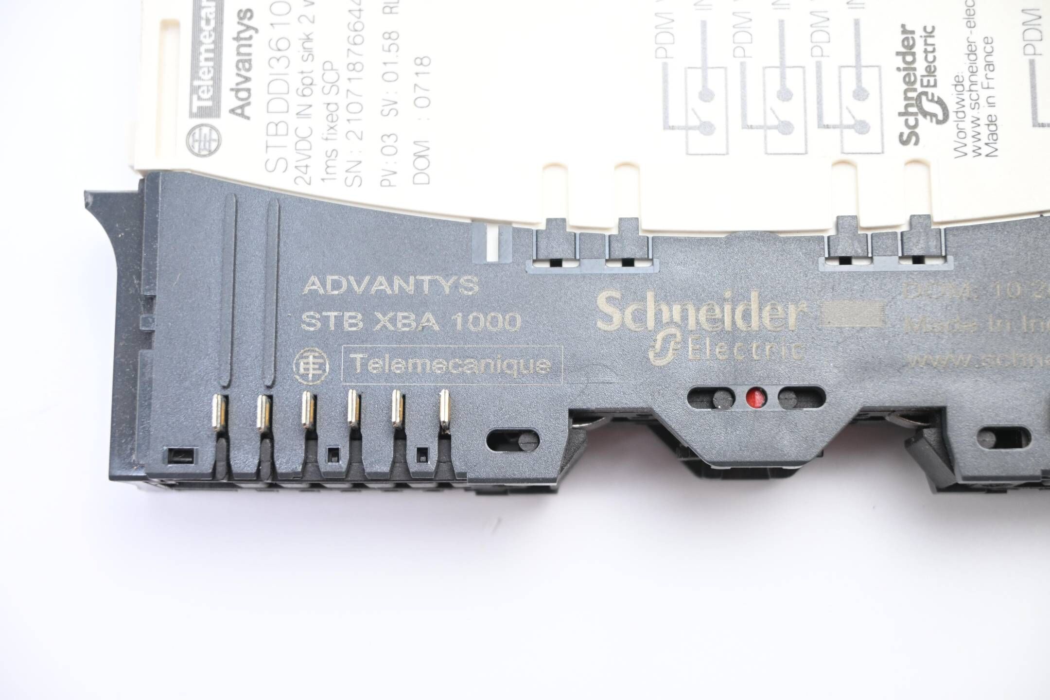 Schneider Electric / Telemecanique Eingangsmodul STBDDI3610 inkl. STBXBA1000