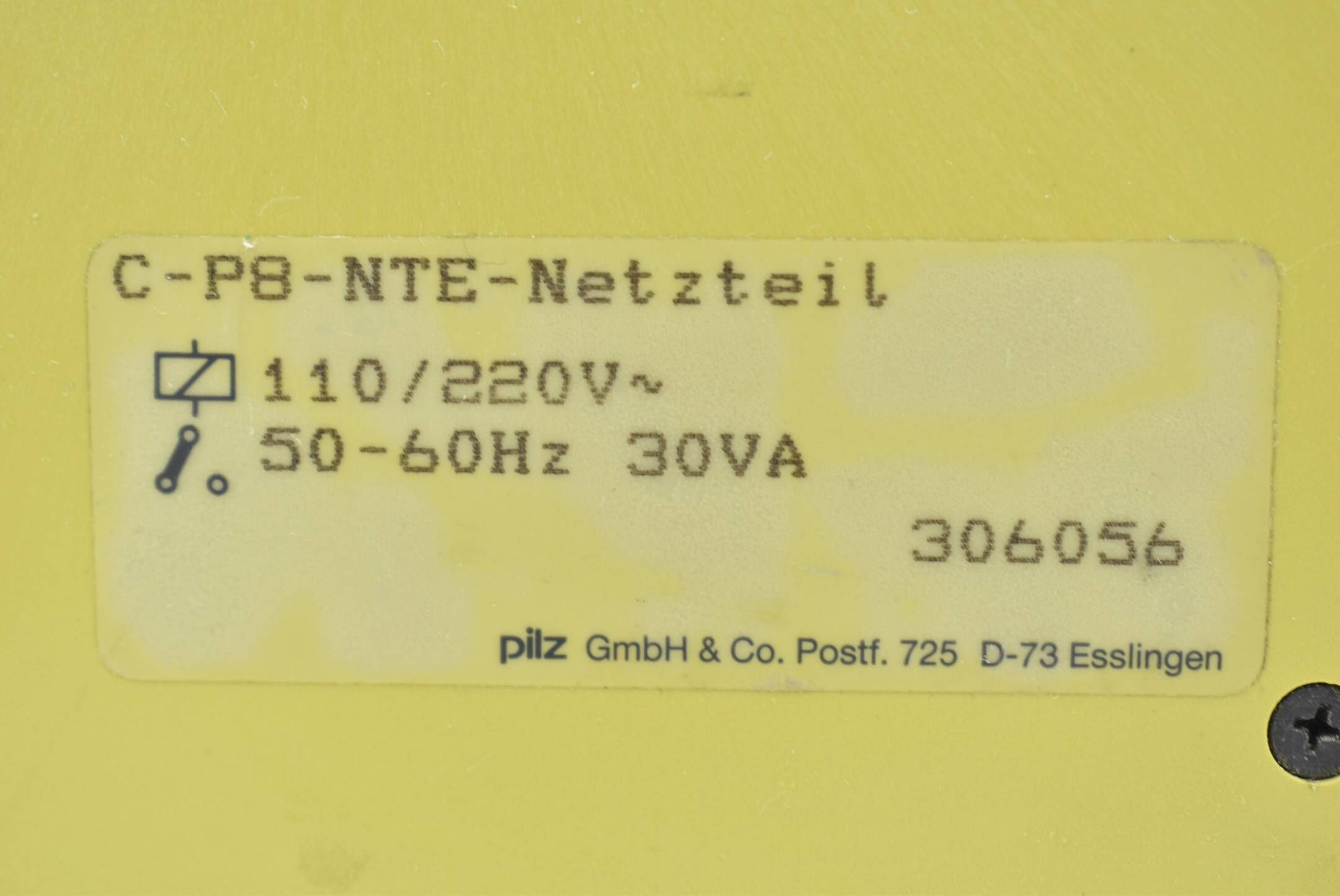 Pilz 100/220V 550-60Hz 30VA C-P8-NTE-Netzteil ( 306056 )