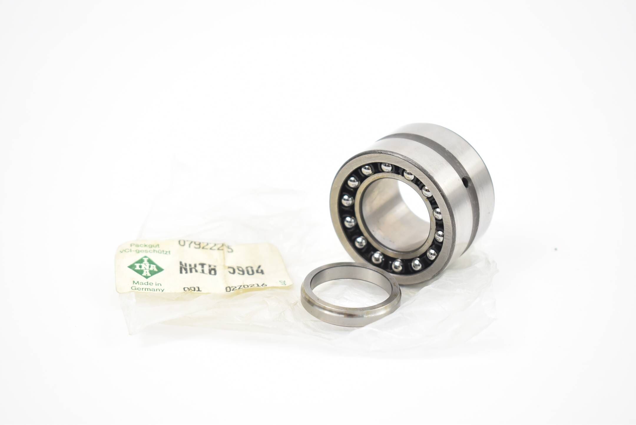 INA Schrägkugellager NKIA / NKIB 5904