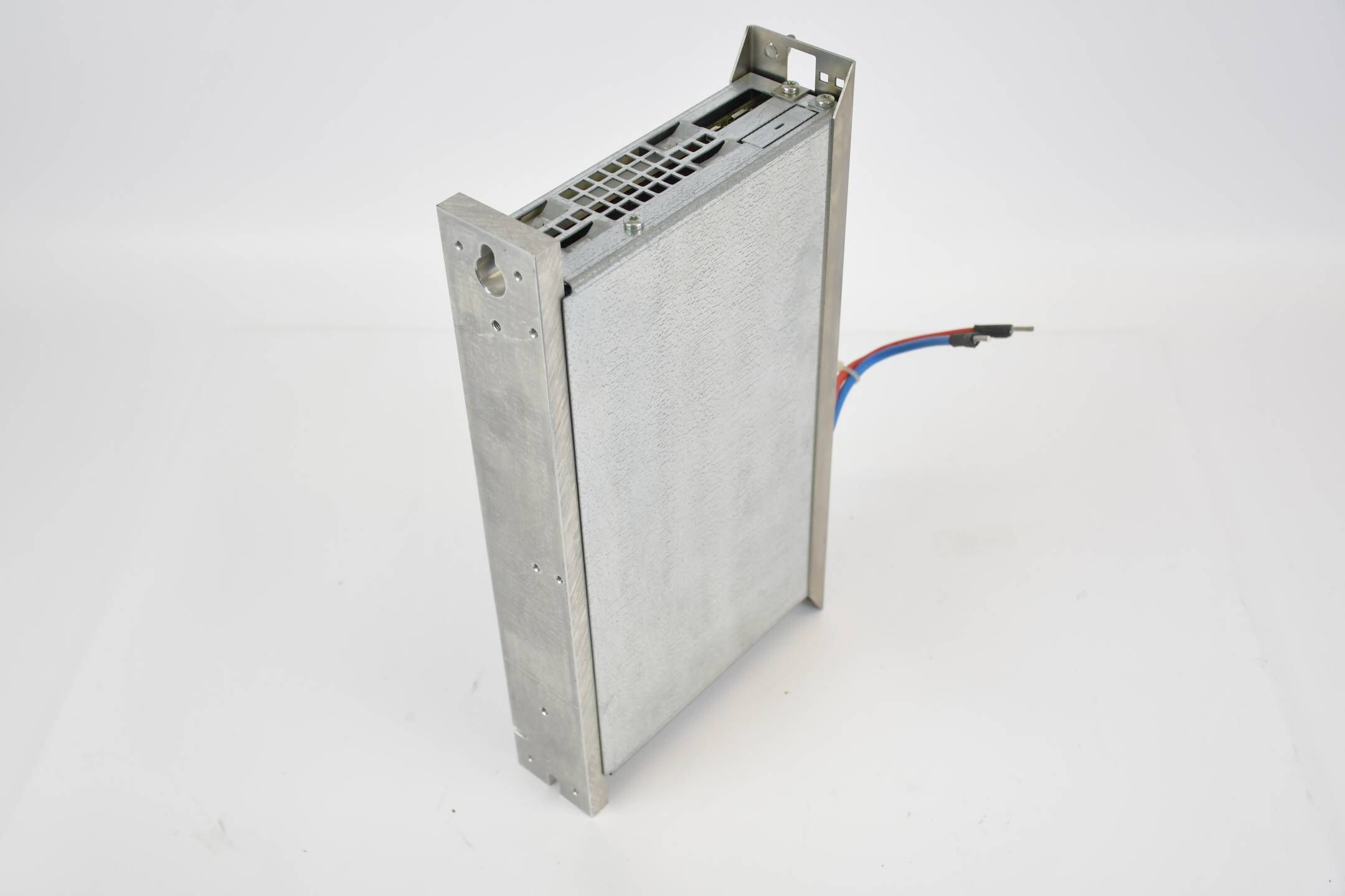 AMK amkasyn kompakt Servoumrichter KWF1 ( KWF 1-0N ) 46583 Rev. 02.02