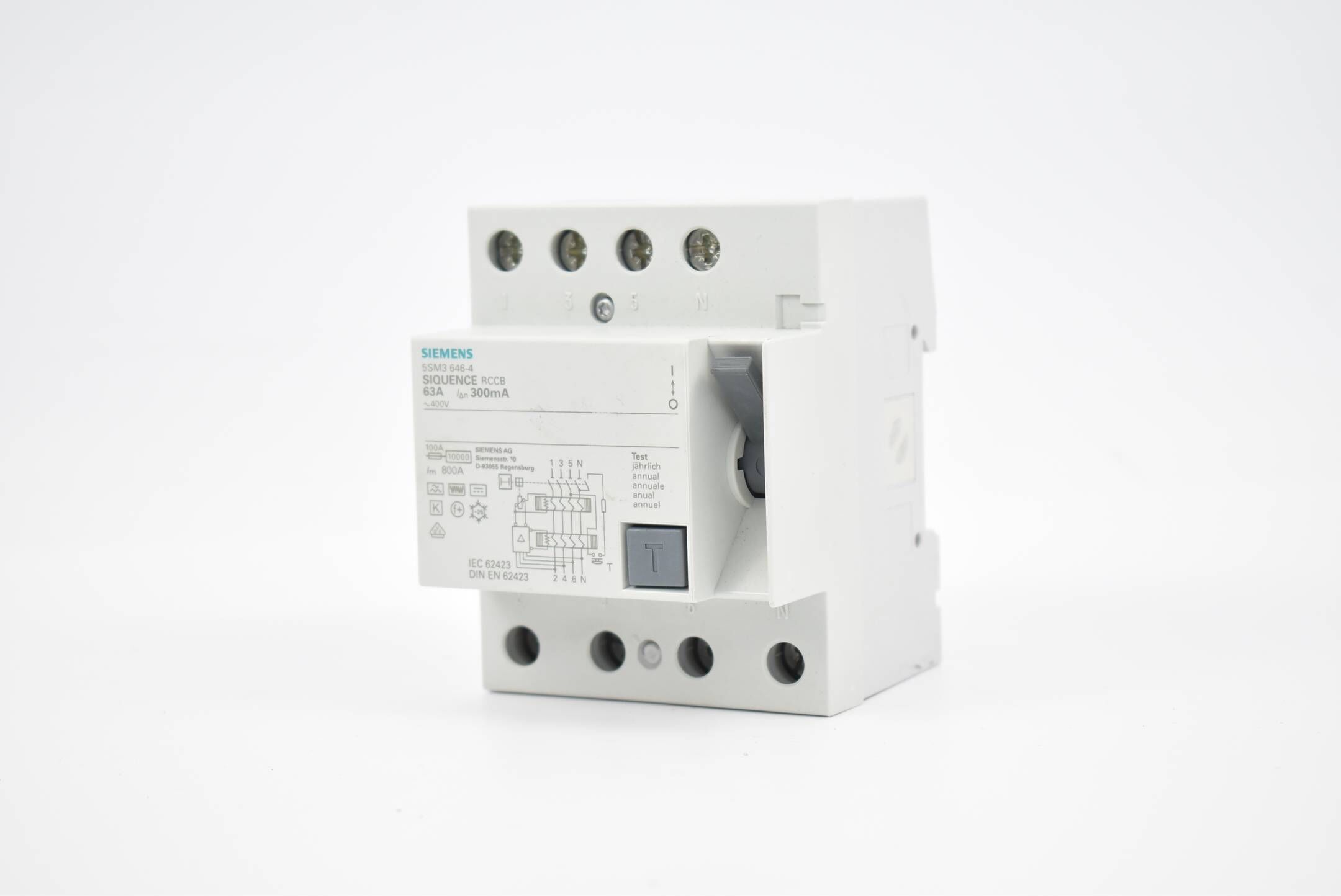 Siemens Siquende FI-Schutzschalter 4-polig Typ B 5SM3646-4 ( 5SM3 646-4 )