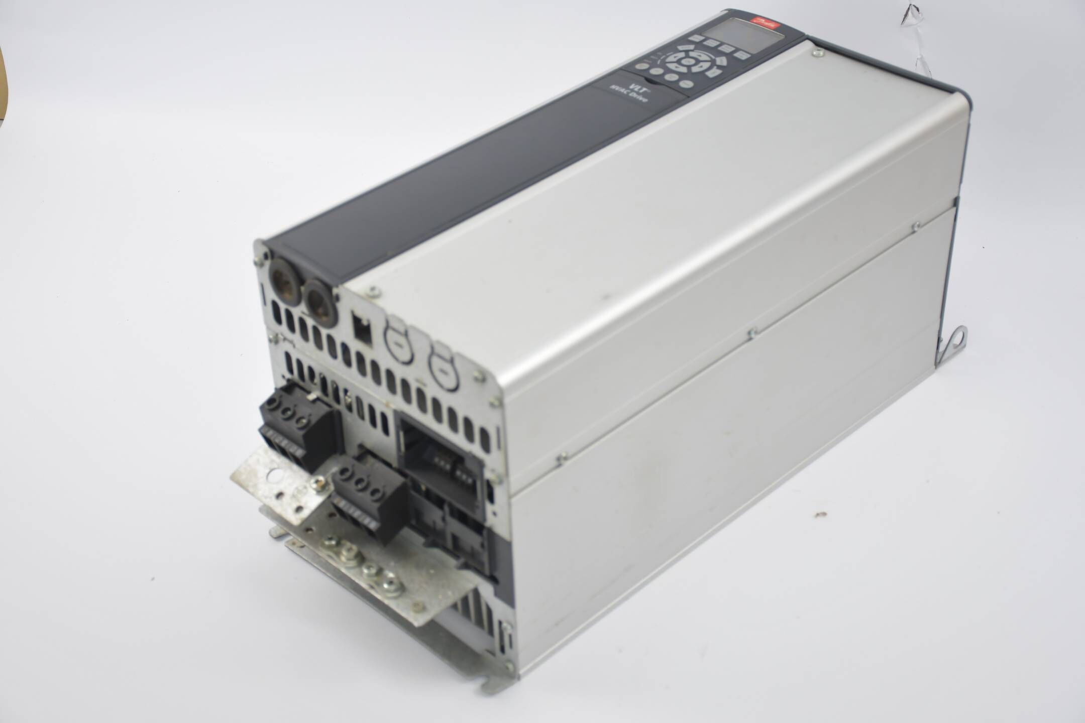 Danfoss VLT® HVAC Drive FC-102 FC-102P37KT4E20H1XGXXXXSXXXXALBXCXXXXD0 131Z7545
