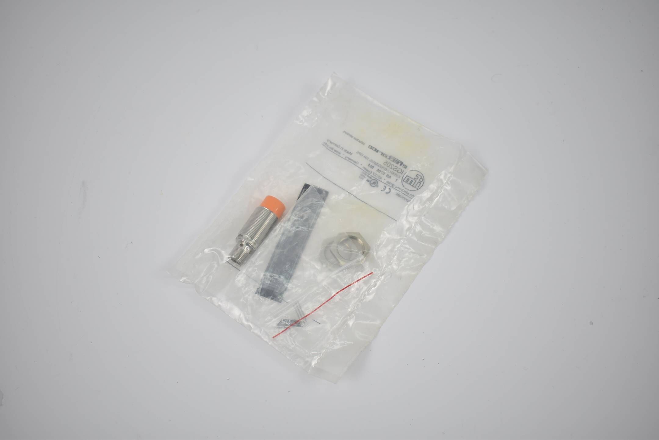 Ifm efector100 induktiver Sensor IGS205 ( IGB3012-BPKG/M/US-104-DPS )