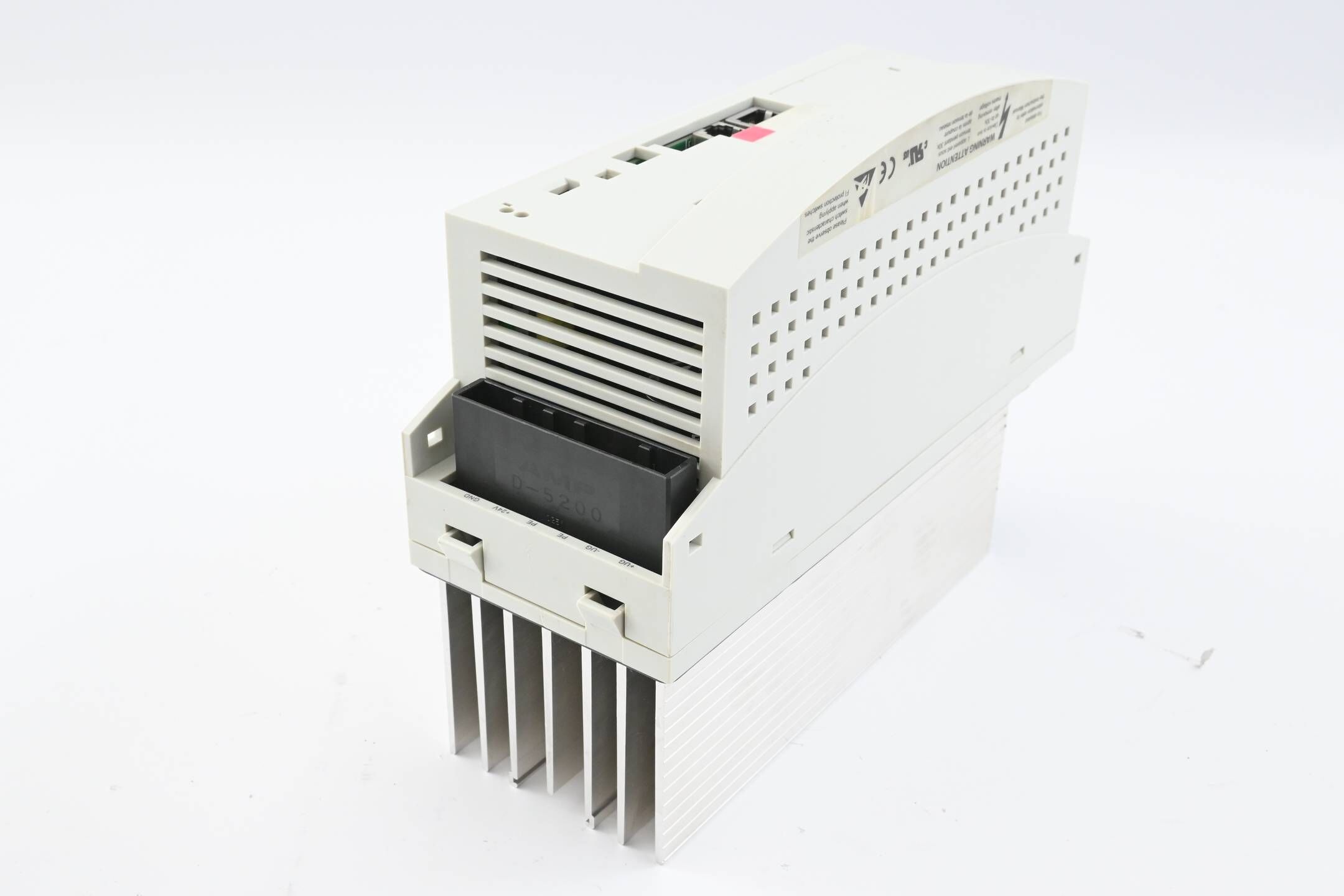 KUKA Lenze Servo Drive KSD1-16 E93DA552I4B531 ( 00470130 ) E93DA552I4B531XX2A22