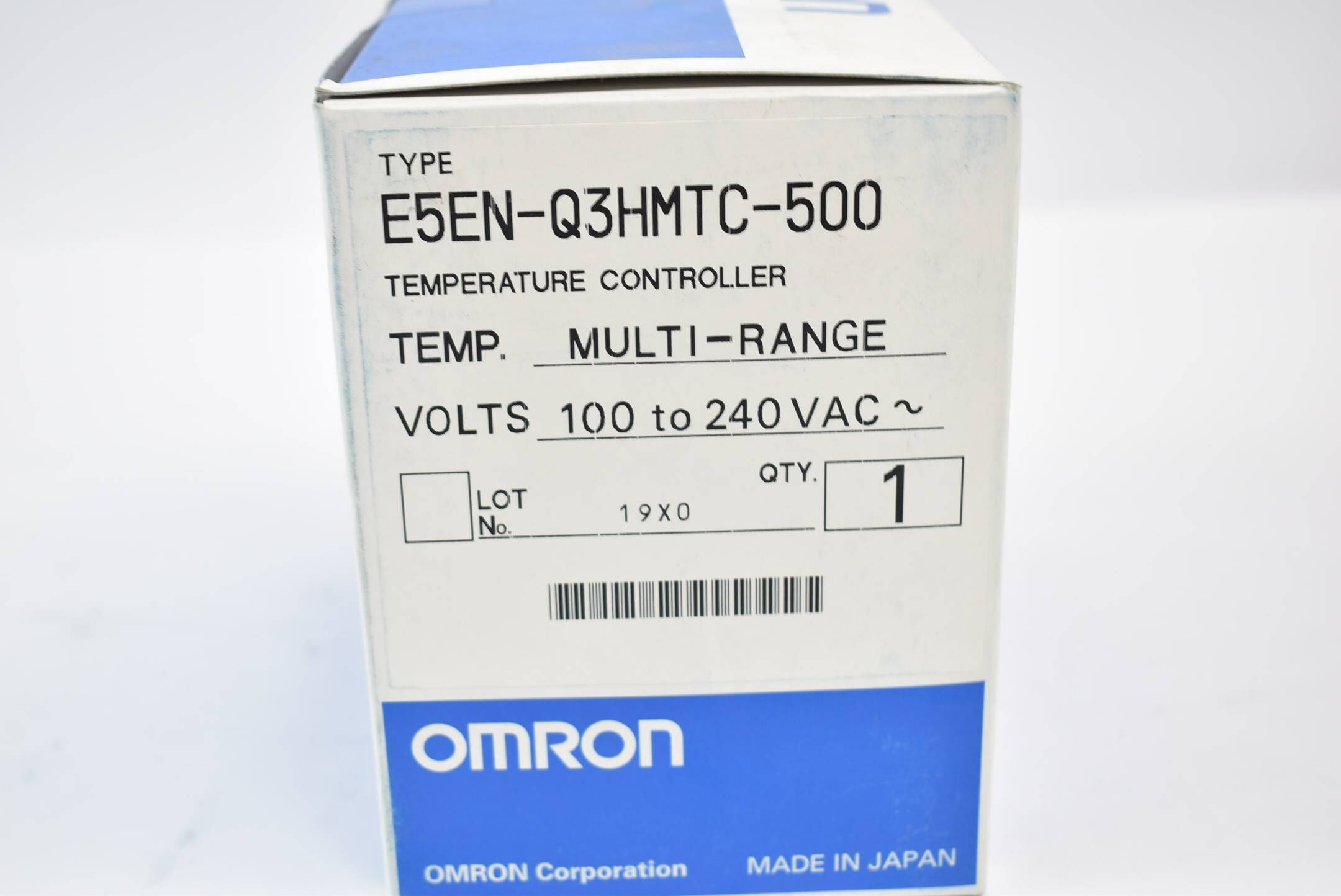 Omron Temperature Controller E5EN-Q3HMTC-500 Multi-Range 100-240 VAC